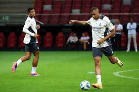 通过加强手 通过加强手